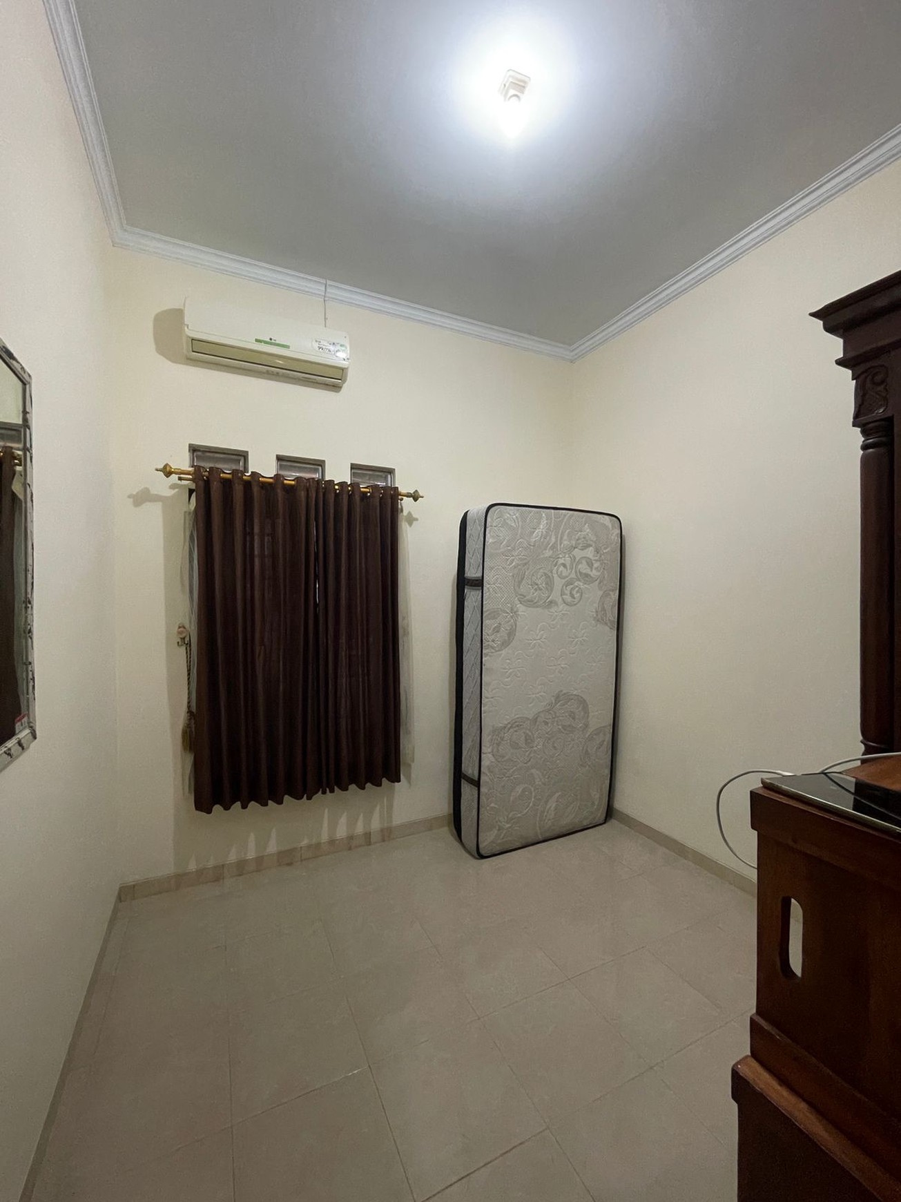 Rumah Tinggal Dalam Cluster Lokasi Area Jalan Kaliurang Km 6 Dekat UGM Condongcatur Depok Sleman