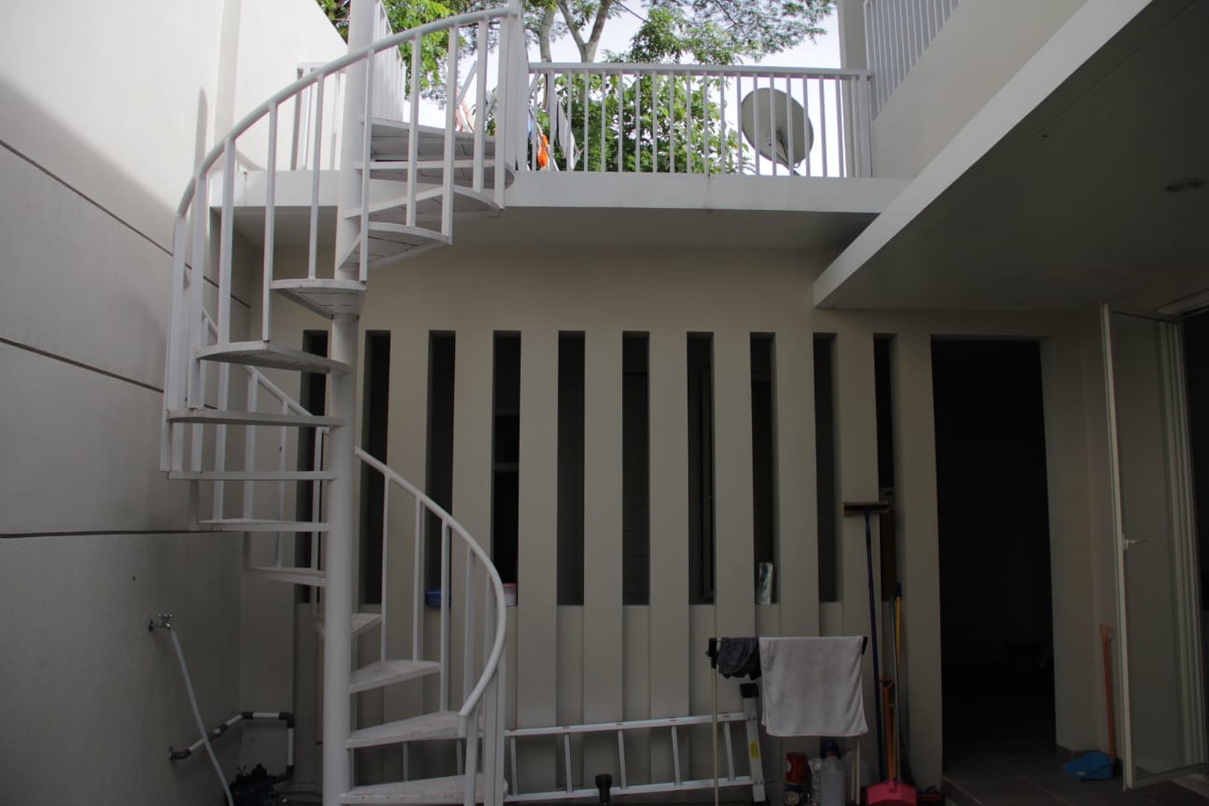 Rumah Mewah di Dalam Perumahan Green Hills Residence Ngaglik Sleman