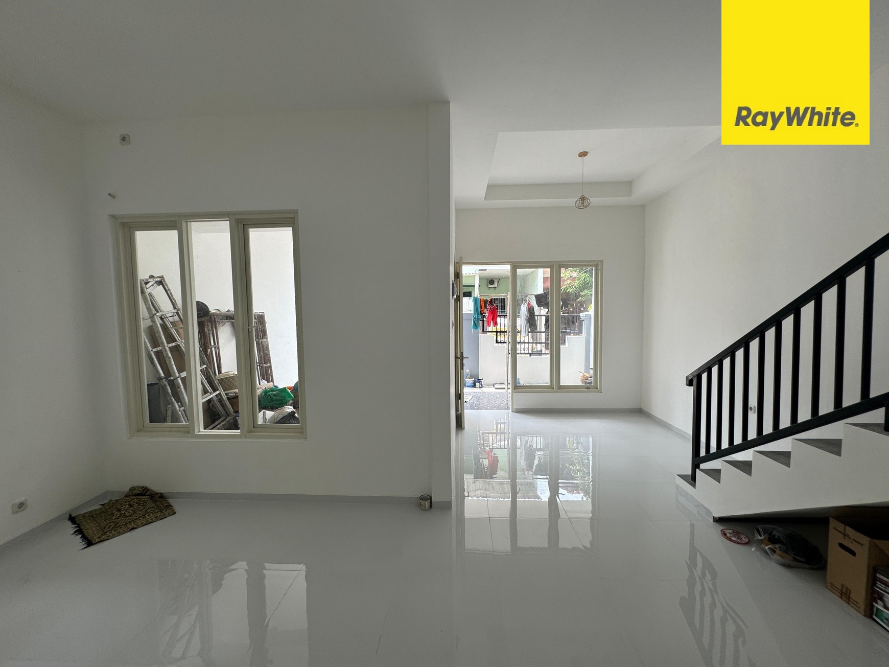 Dijual Rumah 2 lantai di Pantai Mentari Kenjeran Surabaya