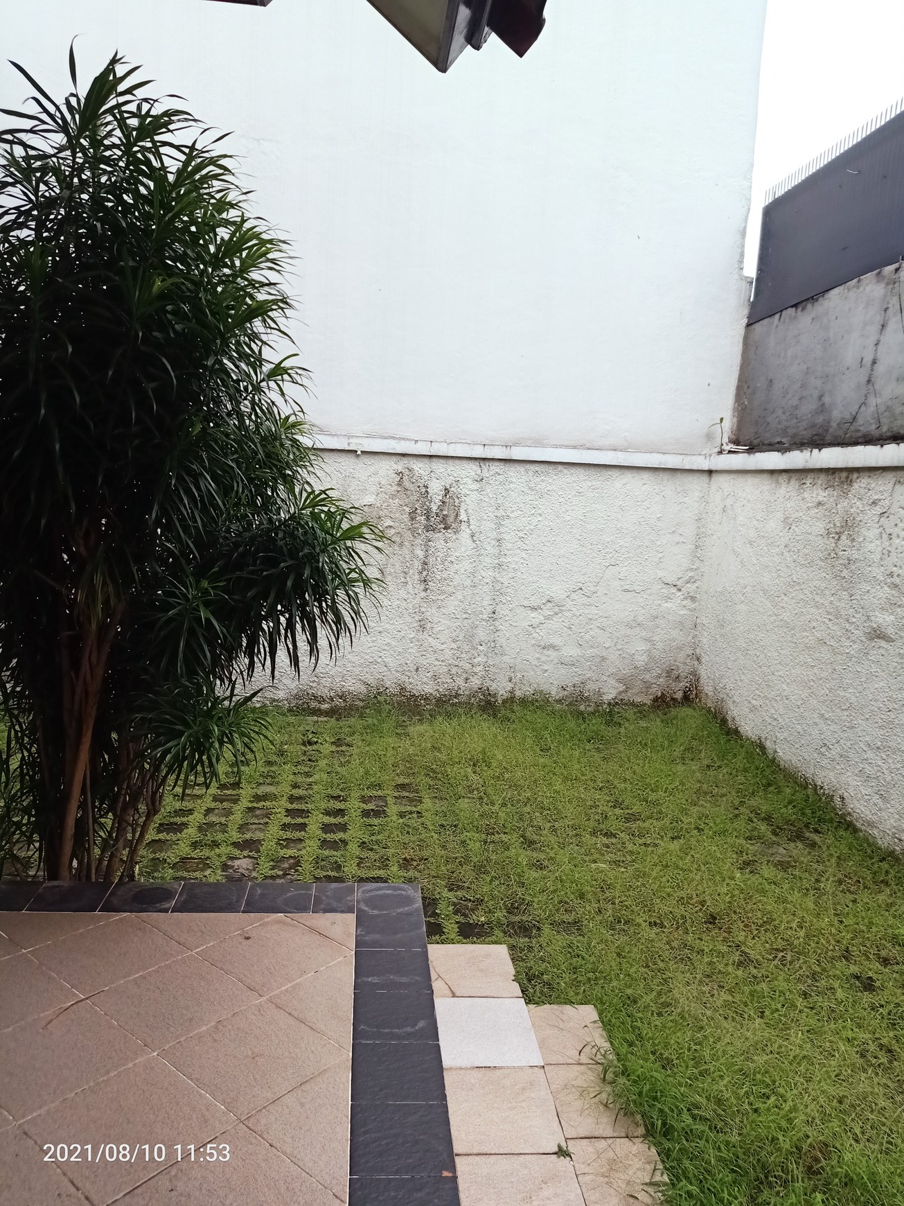 Rumah cantik kawasan eksklusif Bintaro sektor 9
