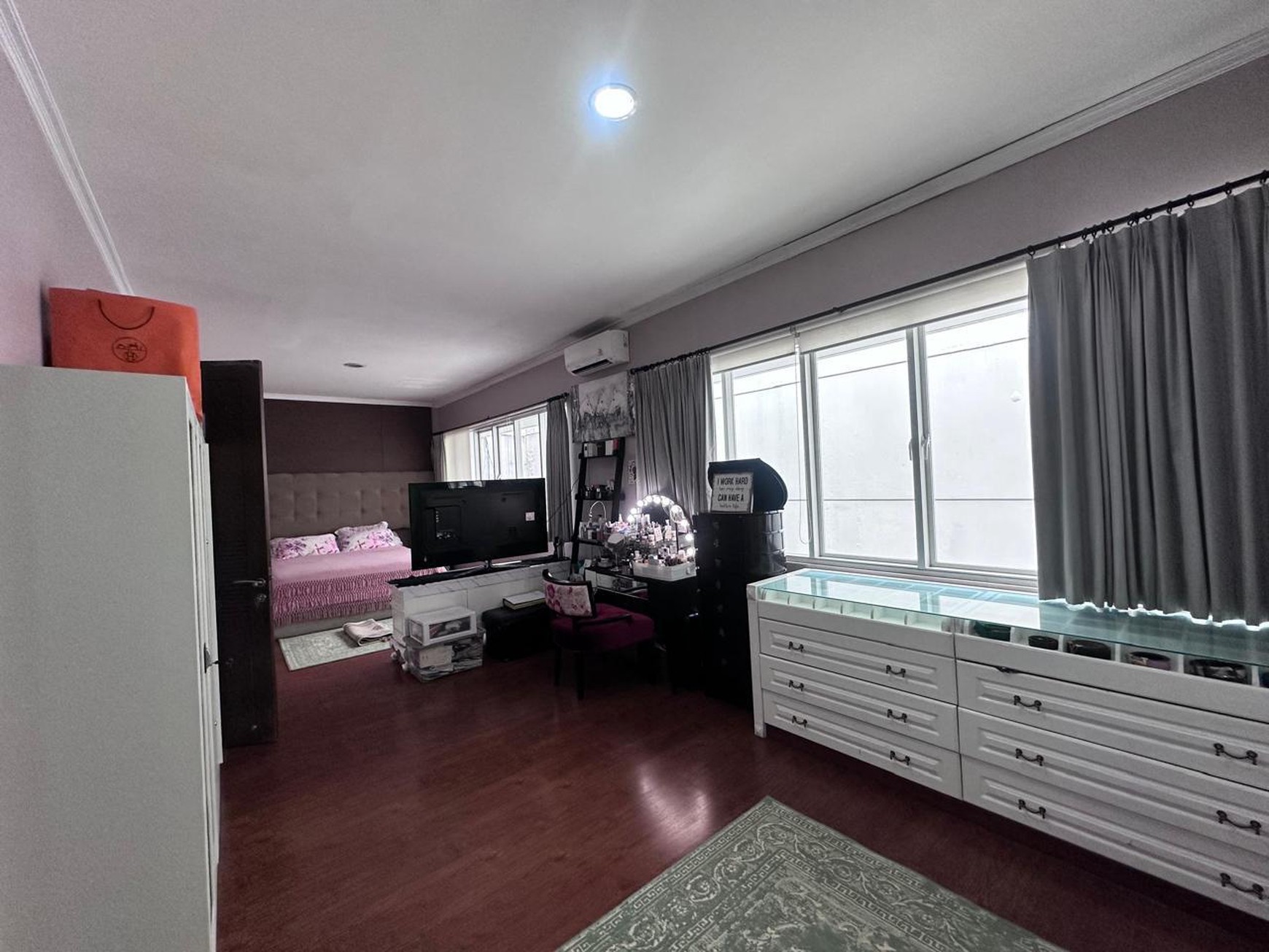 DIJUAL BRAWIJAYA TOWNHOUSE KEBAYORAN BARU JAKARTA SELATAN