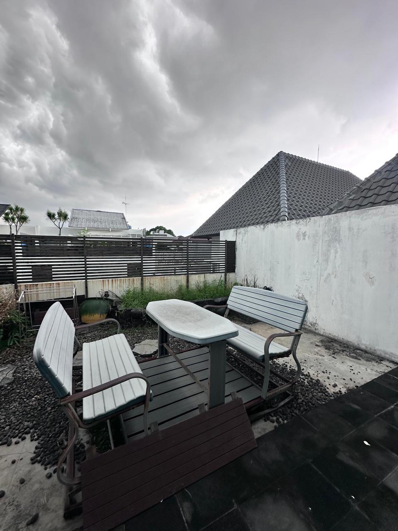 DIJUAL BRAWIJAYA TOWNHOUSE KEBAYORAN BARU JAKARTA SELATAN