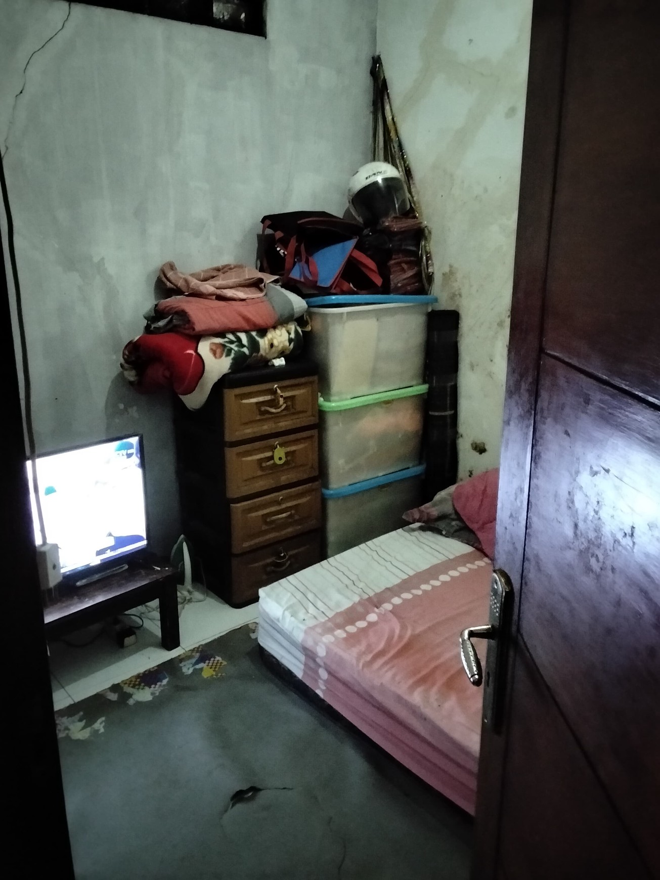 Rumah tenang dan nyaman di Komplek Permata Biru Cileunyi, Bandung!