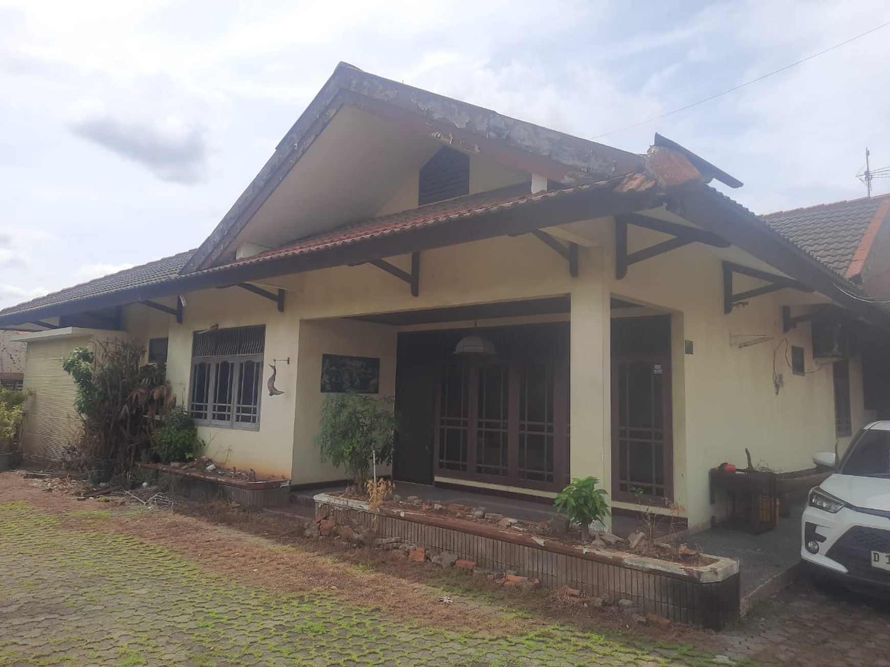 Rumah Bagus Di Jl Cemerlang Jatibening Bekasi Jawa Barat