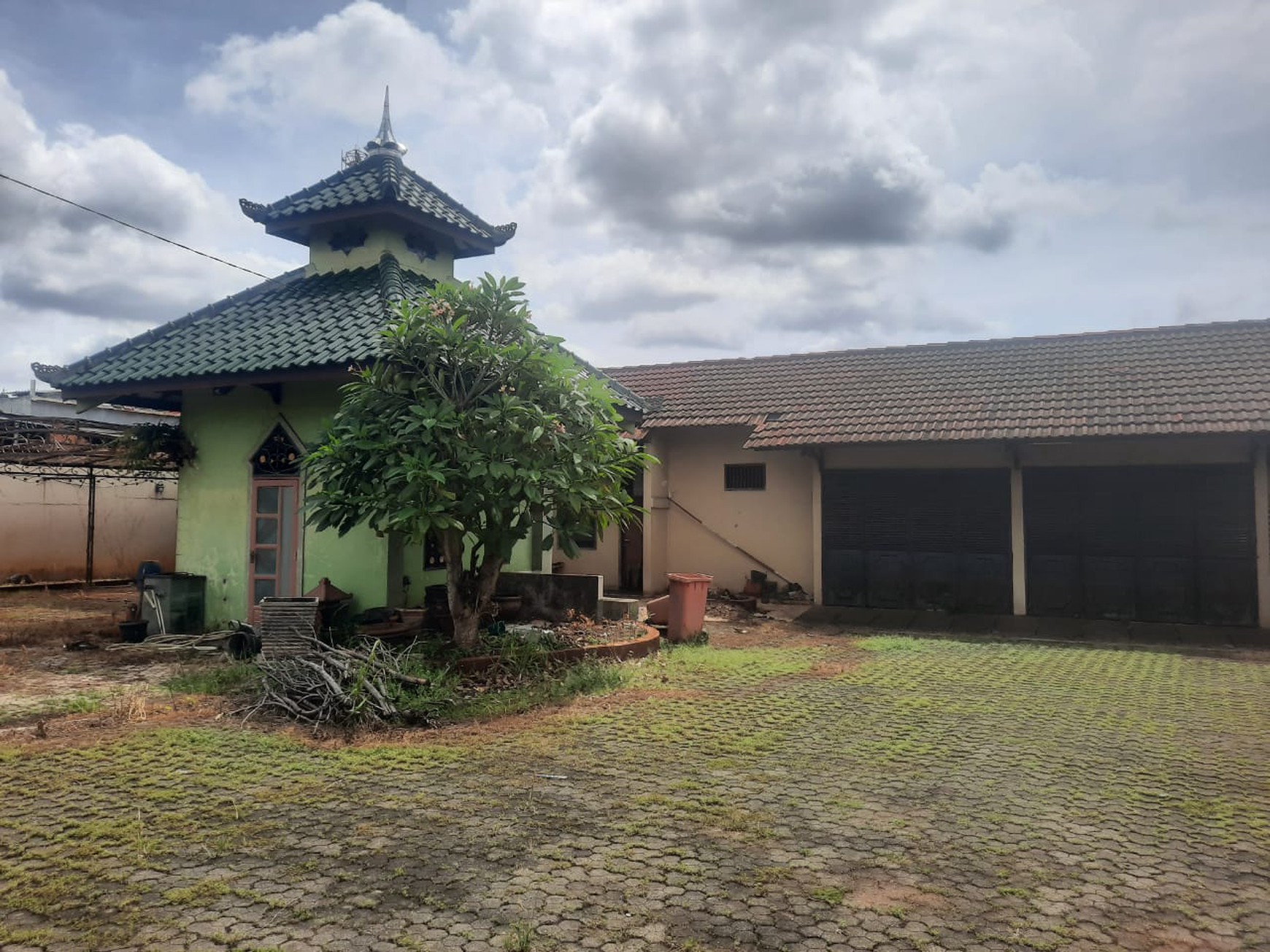 Rumah Bagus Di Jl Cemerlang Jatibening Bekasi Jawa Barat