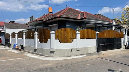 Rumah Tinggal Strategis Lokasi Dekat Stadion Maguwoharjo Depok Sleman