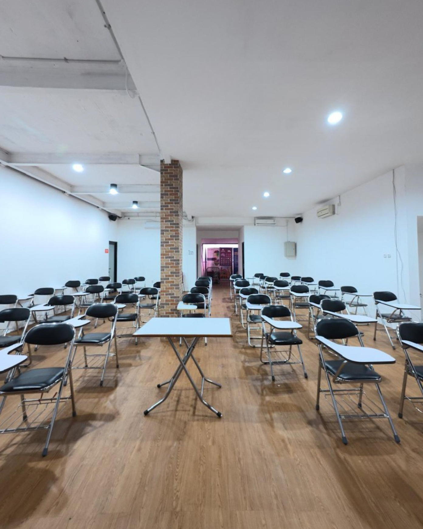 Mini Building / Ruko gandeng Pondok Indah