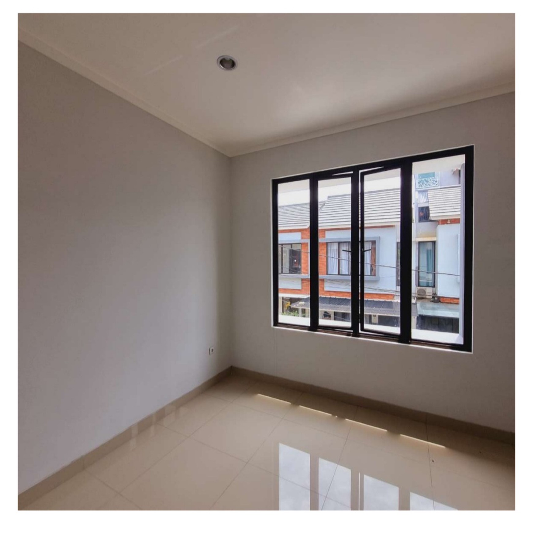 Rumah Bagus Di Neo Oasis Bintaro Pondok Aren Tangerang Selatan