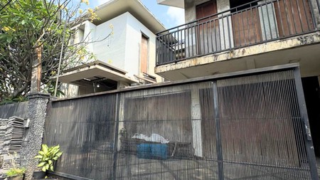 Rumah Under Renovation dkt Stasiun dan TransUm Di Jl Jatipadang Pasar Minggu