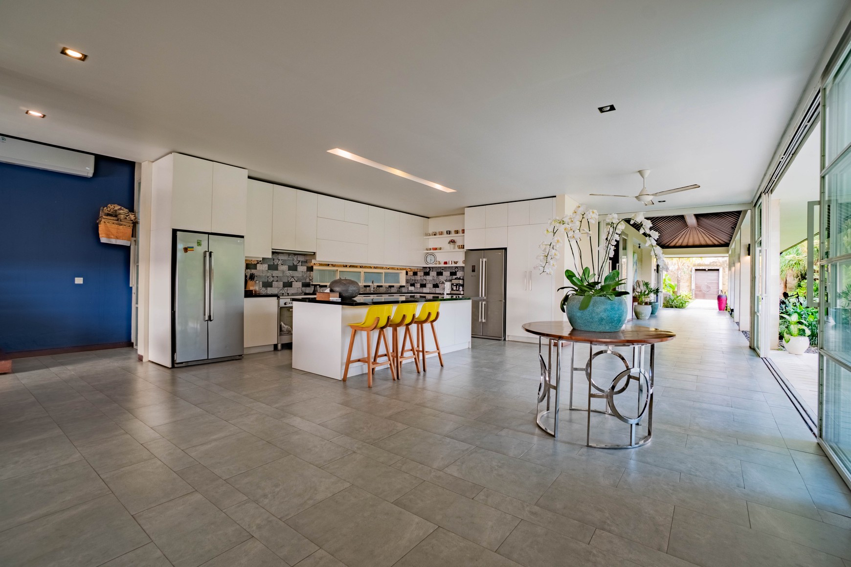 Luxury Villa for Sale, Prime Location in Munggu, Near Beach & Attractions