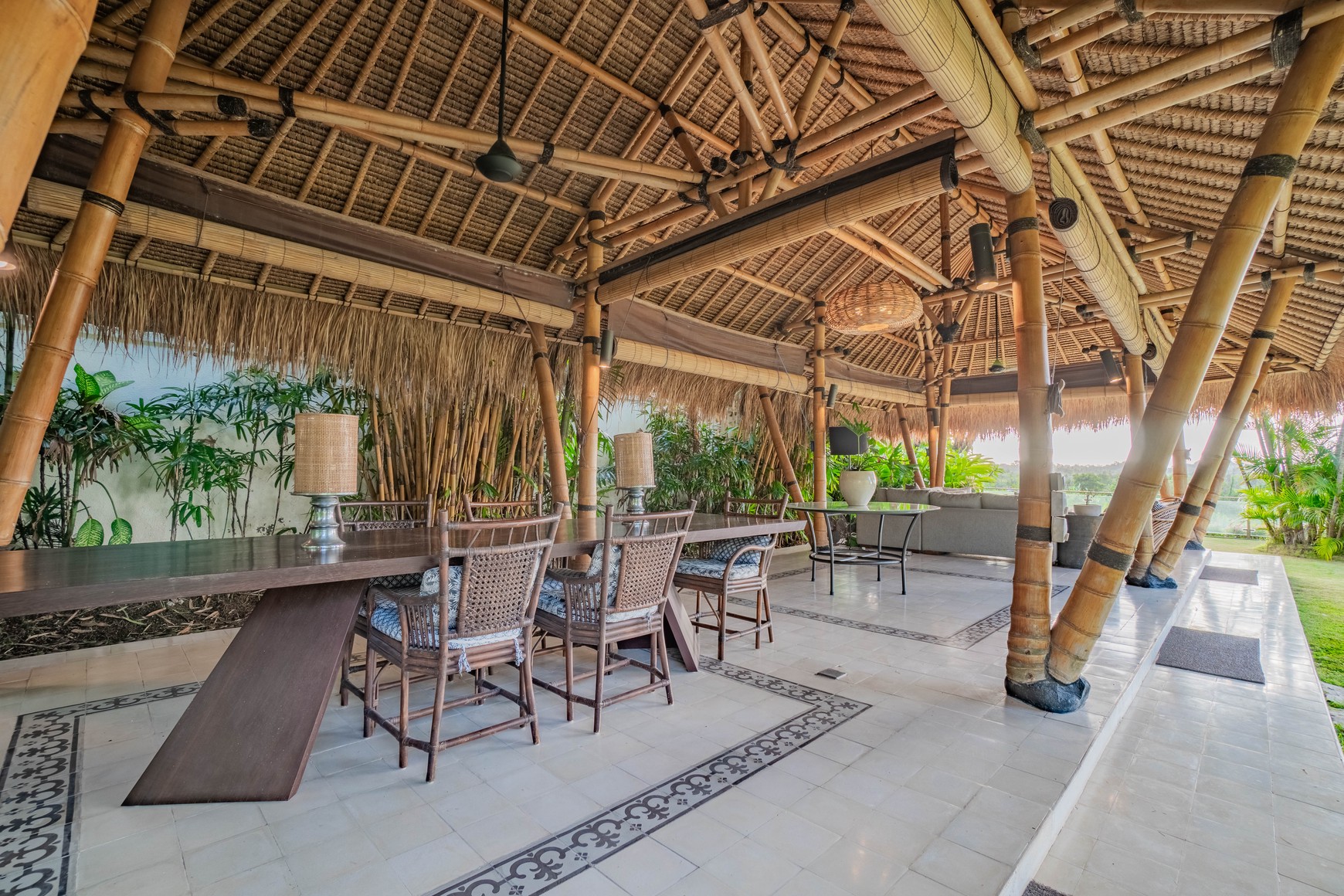 Luxury Villa for Sale, Prime Location in Munggu, Near Beach & Attractions