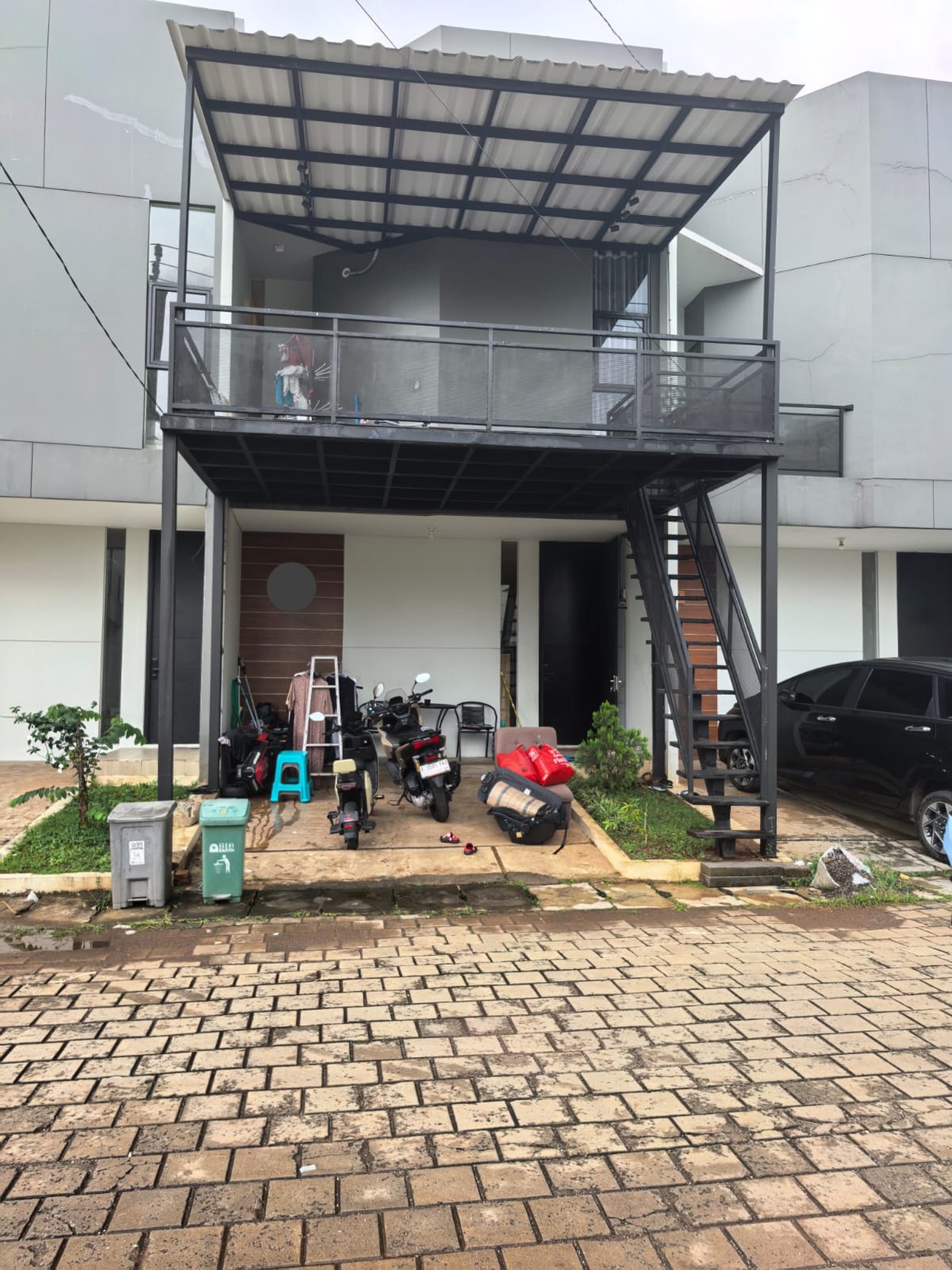 Rumah Tingkat Cantik di Cileungsi