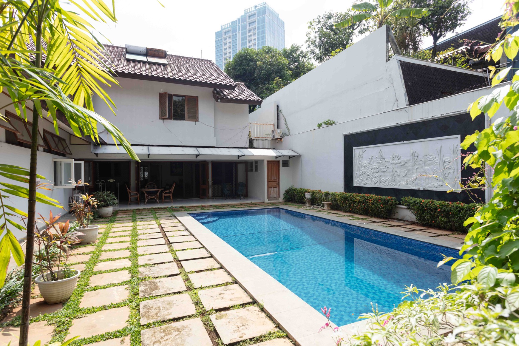 TURUN HARGA! Dijual Rumah Mewah di Radio Dalam, Kebayoran Baru, Super Strategis dan Prestisius.