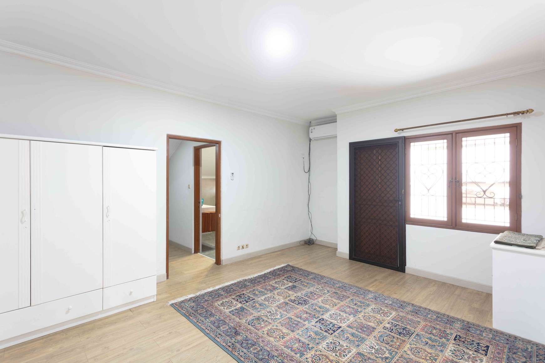 TURUN HARGA! Dijual Rumah Mewah di Radio Dalam, Kebayoran Baru, Super Strategis dan Prestisius.