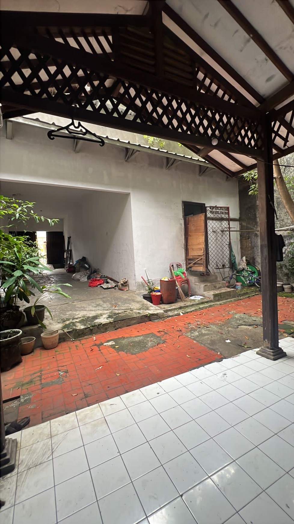Dijual Rumah Tua di area komersial Pasar Minggu