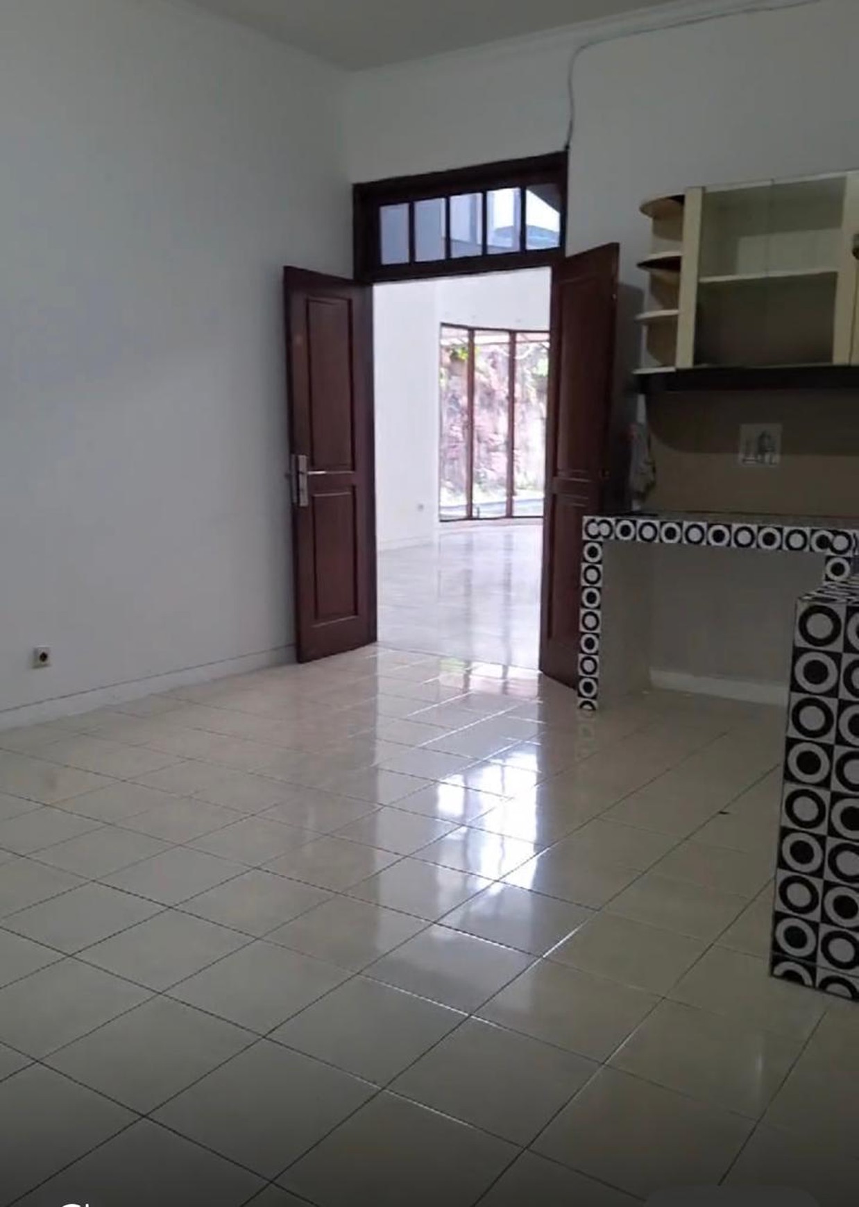 RUMAH DISEWA JALAN GAHARU JAKARTA SELATAN