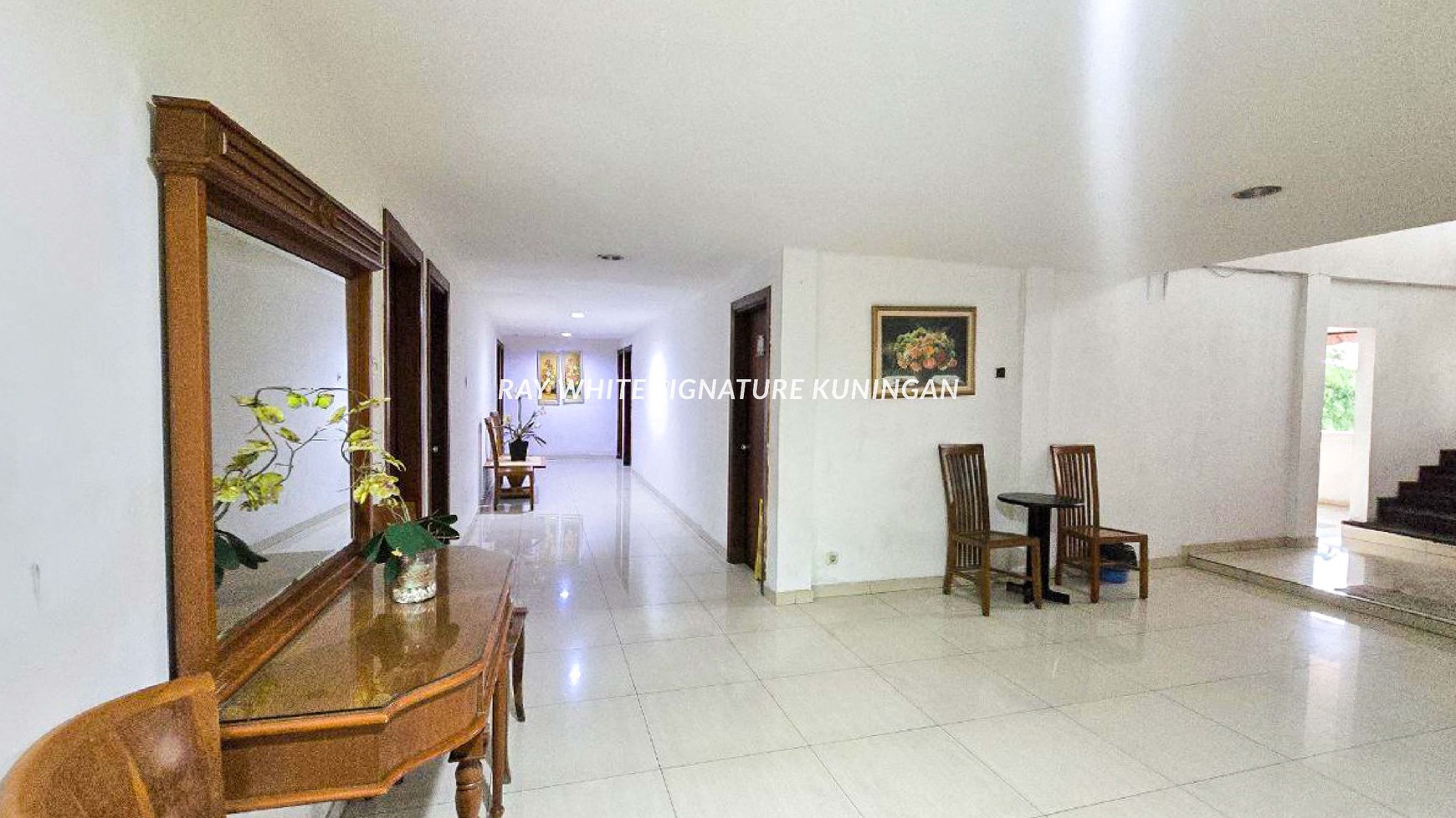 Dijual Hotel Bintang 1 Di Prapanca Raya Kebayoran Baru ,Zona Komersil 