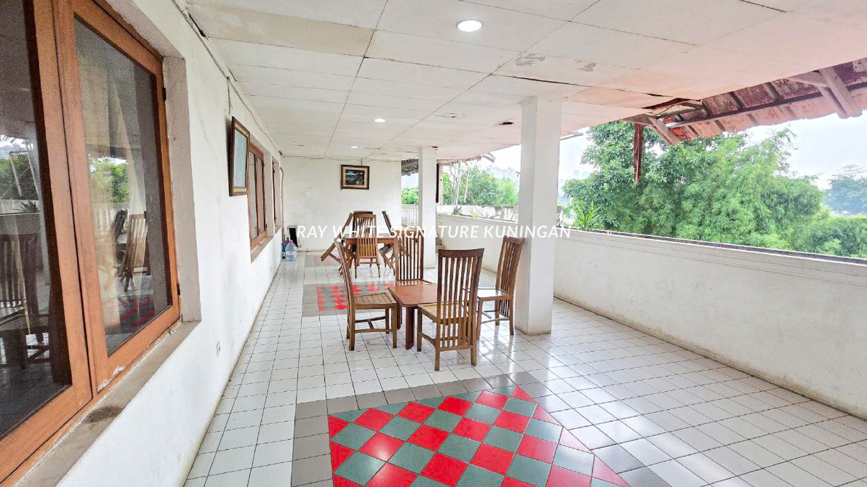 Dijual Hotel Bintang 1 Di Prapanca Raya Kebayoran Baru ,Zona Komersil 