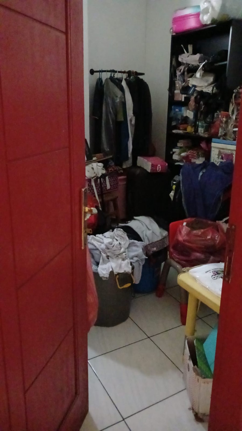 Ruang Usaha Luas Lokasi Strategis Pinggir Jalan Raya @Karawaci, Tangerang