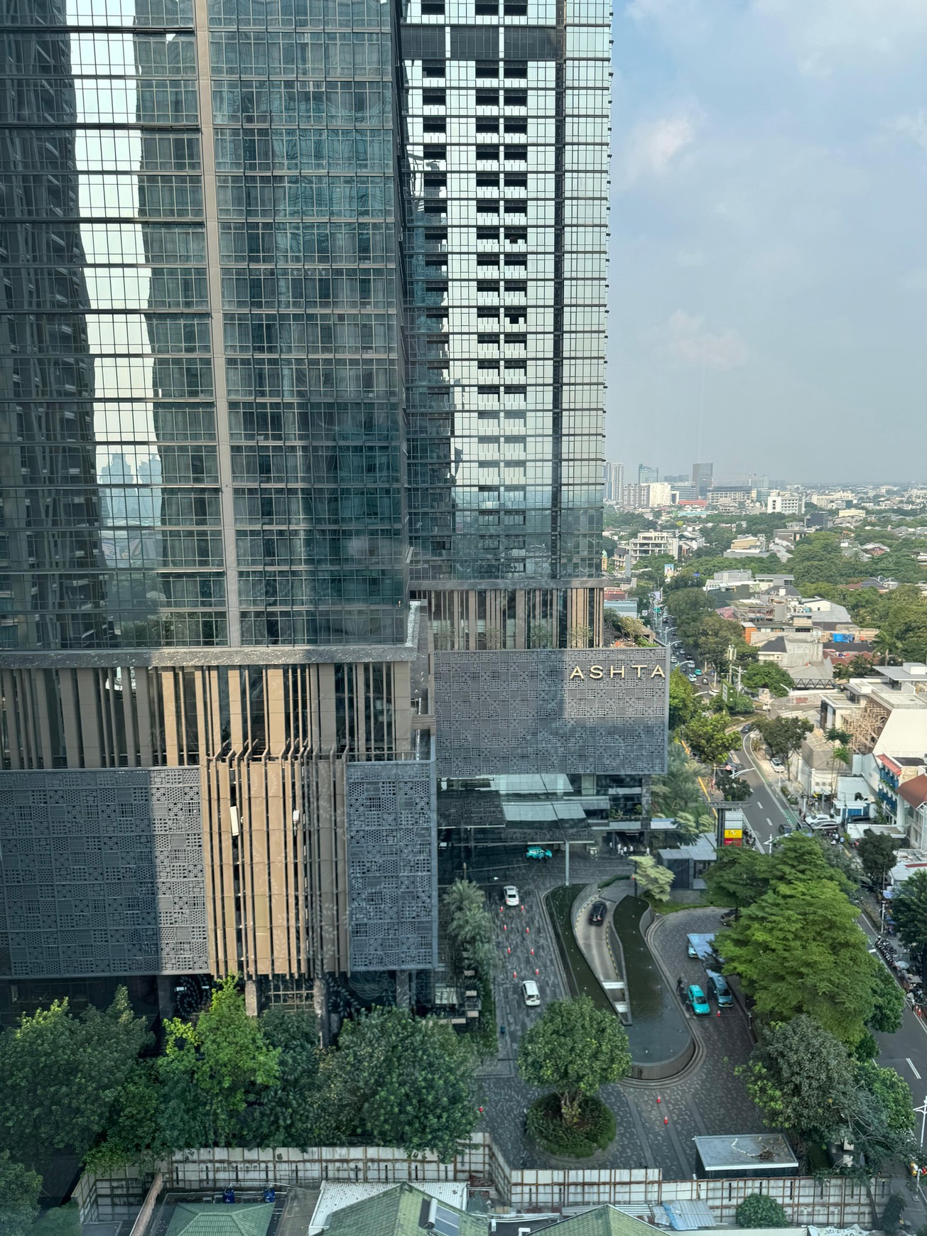 DIJUAL RUANG KANTOR OFFICE 8 KEBAYORAN BARU JAKARTA SELATAN