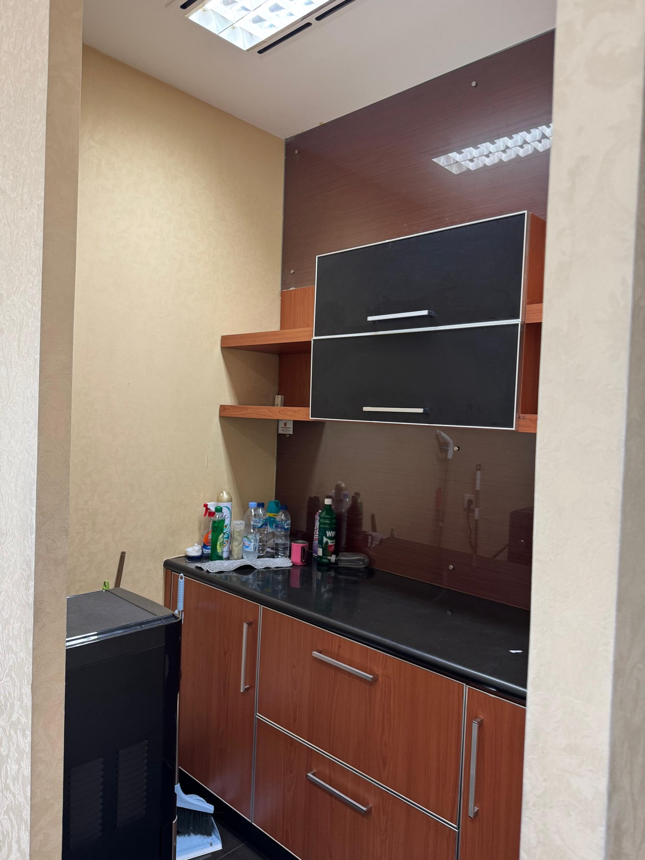 DIJUAL RUANG KANTOR OFFICE 8 KEBAYORAN BARU JAKARTA SELATAN