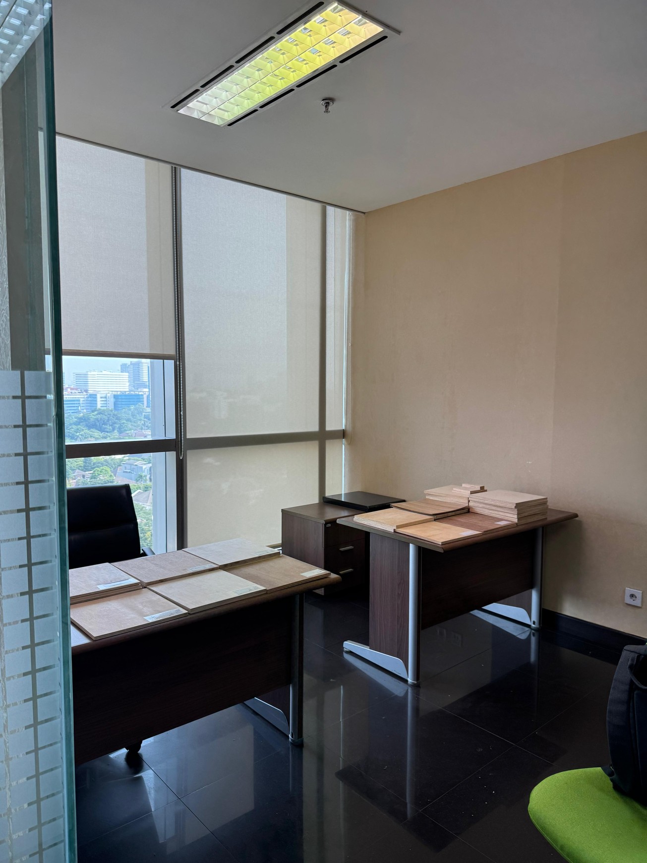 DIJUAL RUANG KANTOR OFFICE 8 KEBAYORAN BARU JAKARTA SELATAN