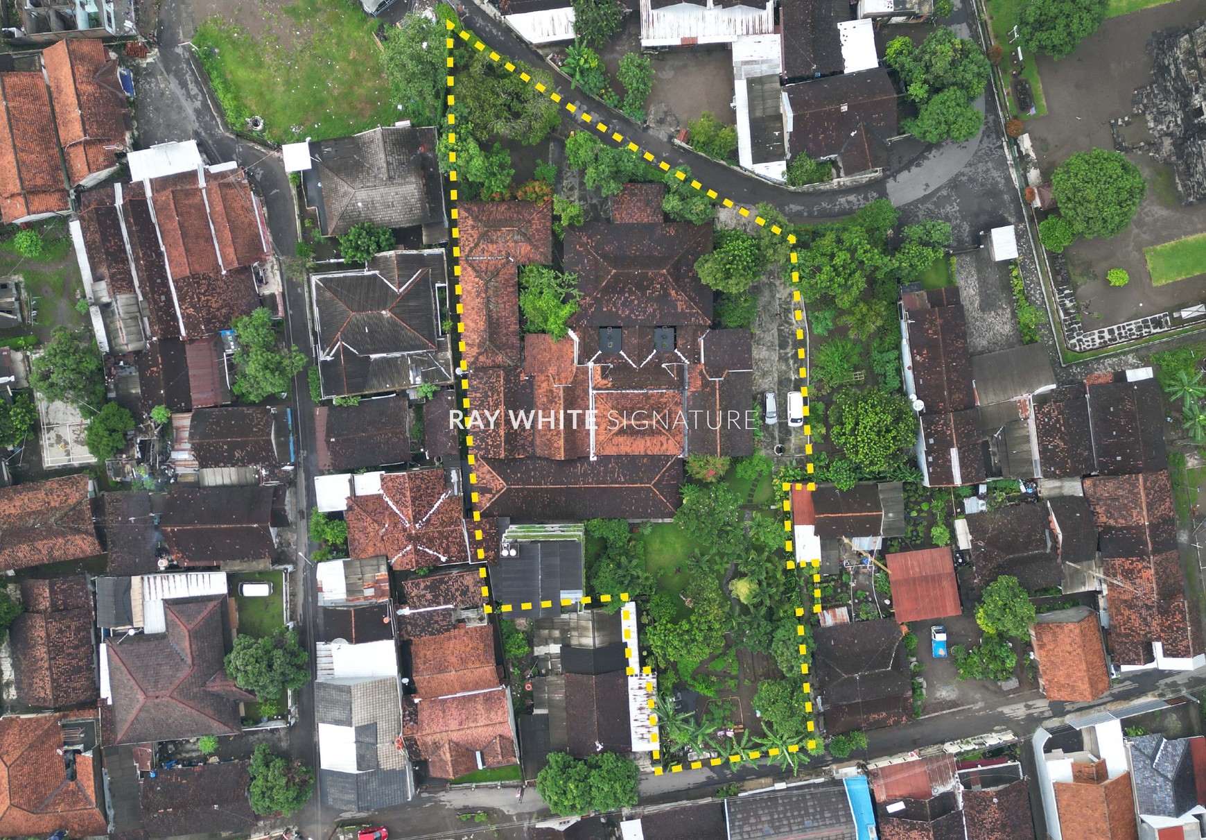 Dijual Homestay Di Jl Raya Solo Dekat Candi Sari Yogyakarta