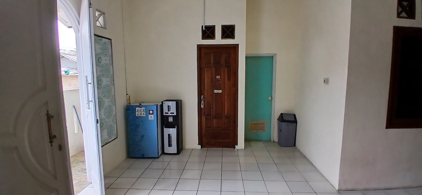 Pondok labu pangkalan jati kost 16 kamar dekat kampus upn