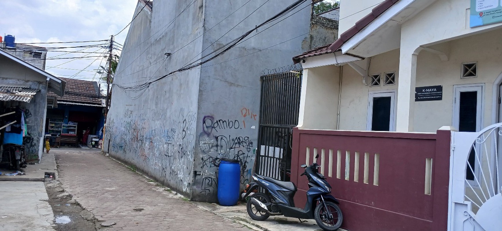 Pondok labu pangkalan jati kost 16 kamar dekat kampus upn