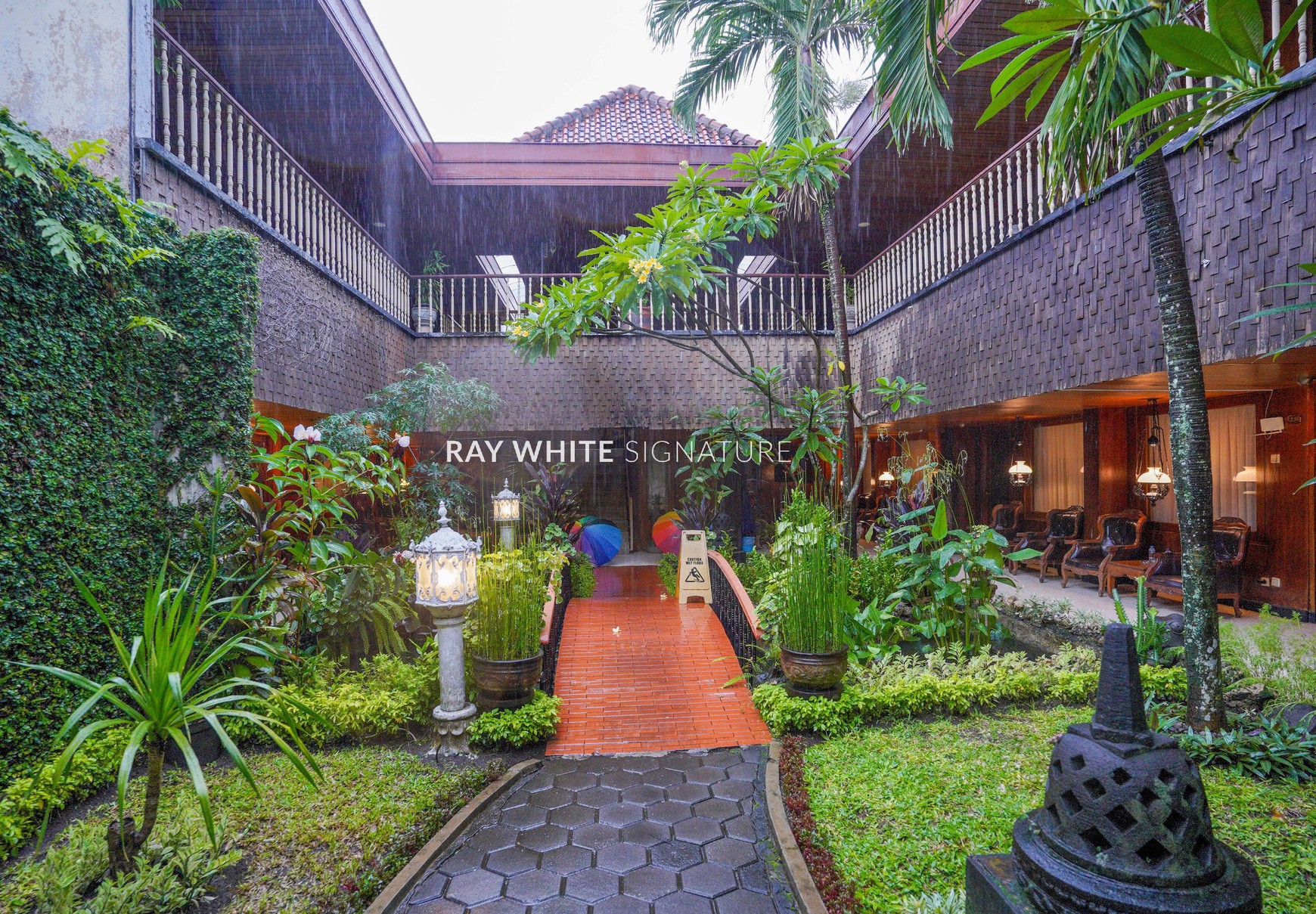 Dijual Hotel Puri Artha Bintang Tiga Di Demangan Baru Sleman Yogyakarta 