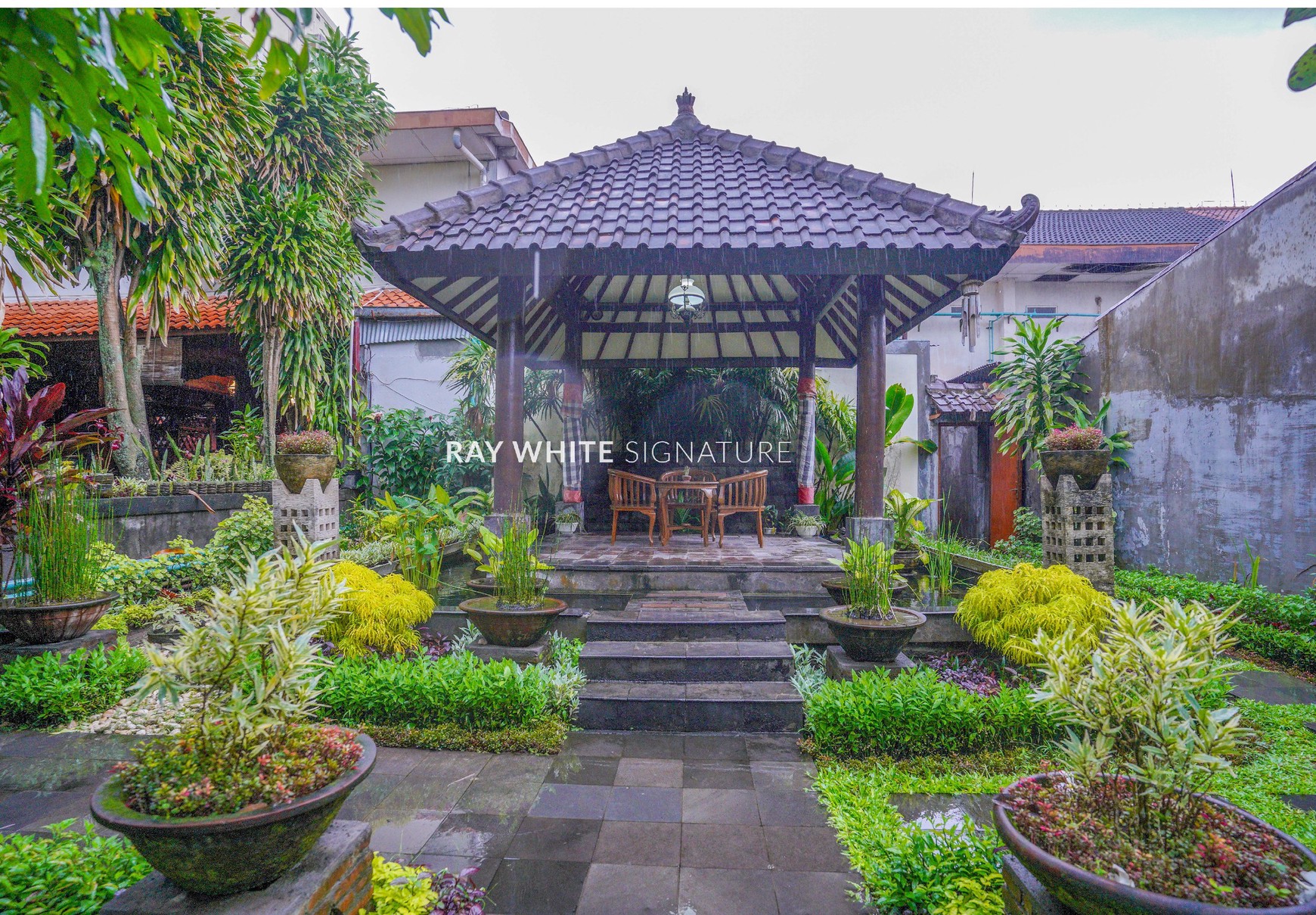 Dijual Hotel Puri Artha Bintang Tiga Di Demangan Baru Sleman Yogyakarta 