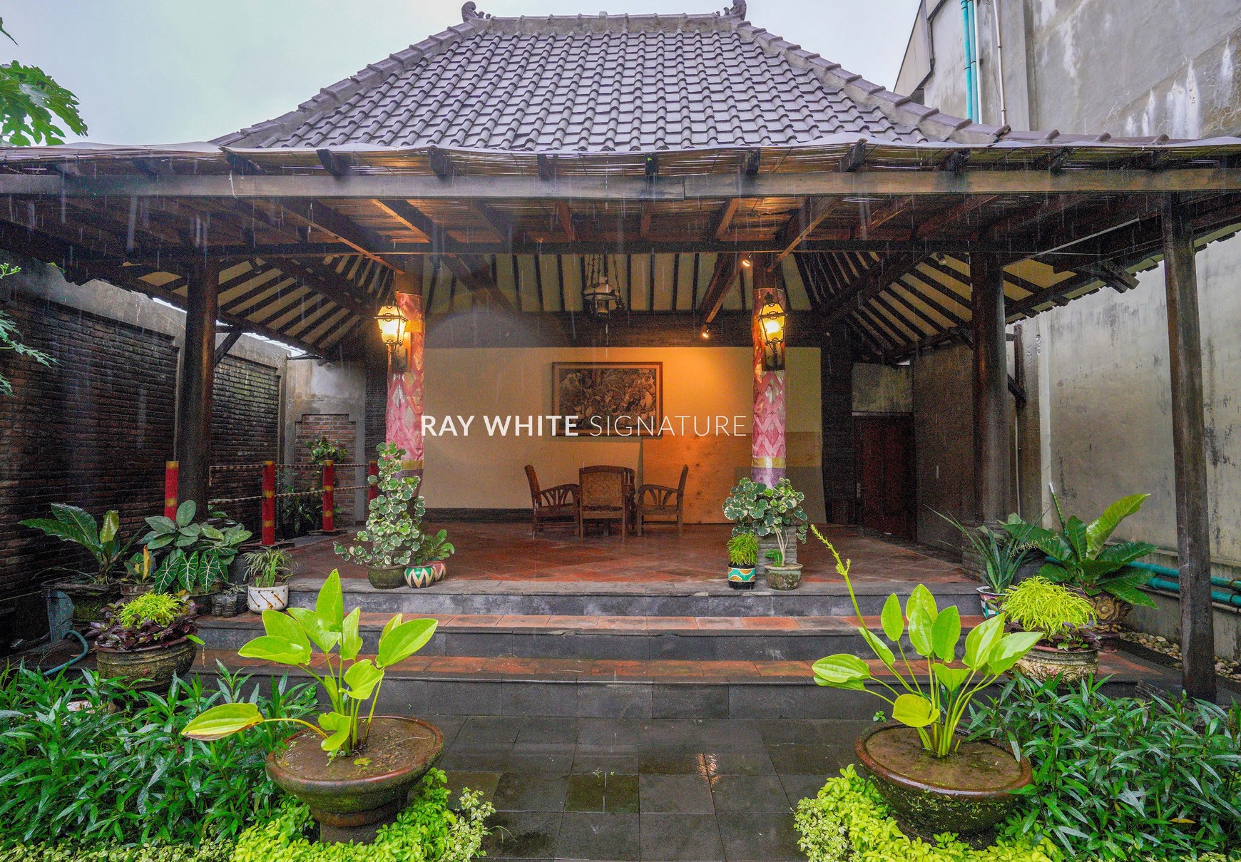 Dijual Hotel Puri Artha Bintang Tiga Di Demangan Baru Sleman Yogyakarta 