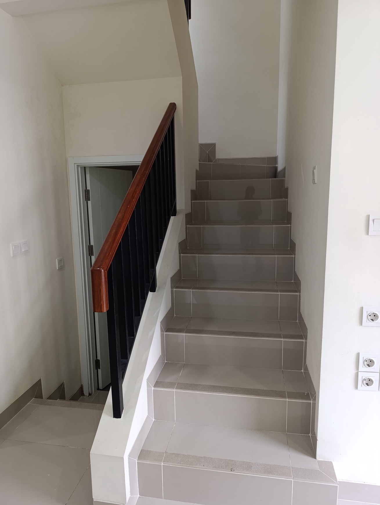 Disewakan Rumah di Symphonia Cluster Verdi Gading Serpong Lokasi Sangat Strategis dekan Sekolah dan Universitas 