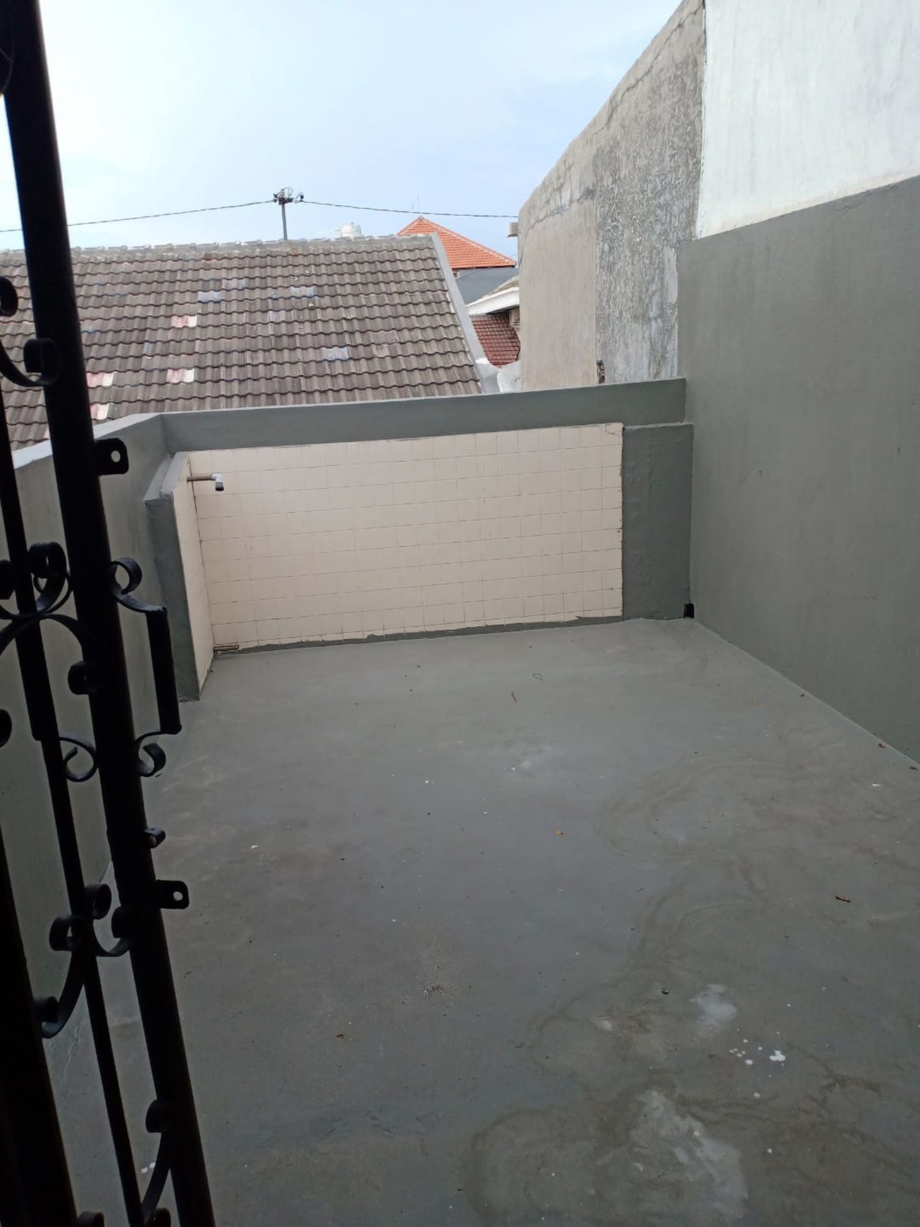 Dijual Rumah Sutorejo