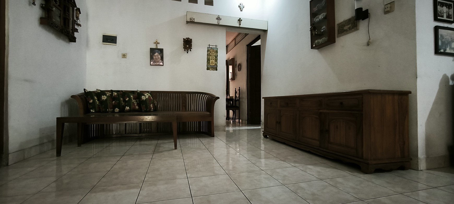 Rumah Nyaman Lokasi Strategis di Jl. Cisanggiri Kebayoran Baru