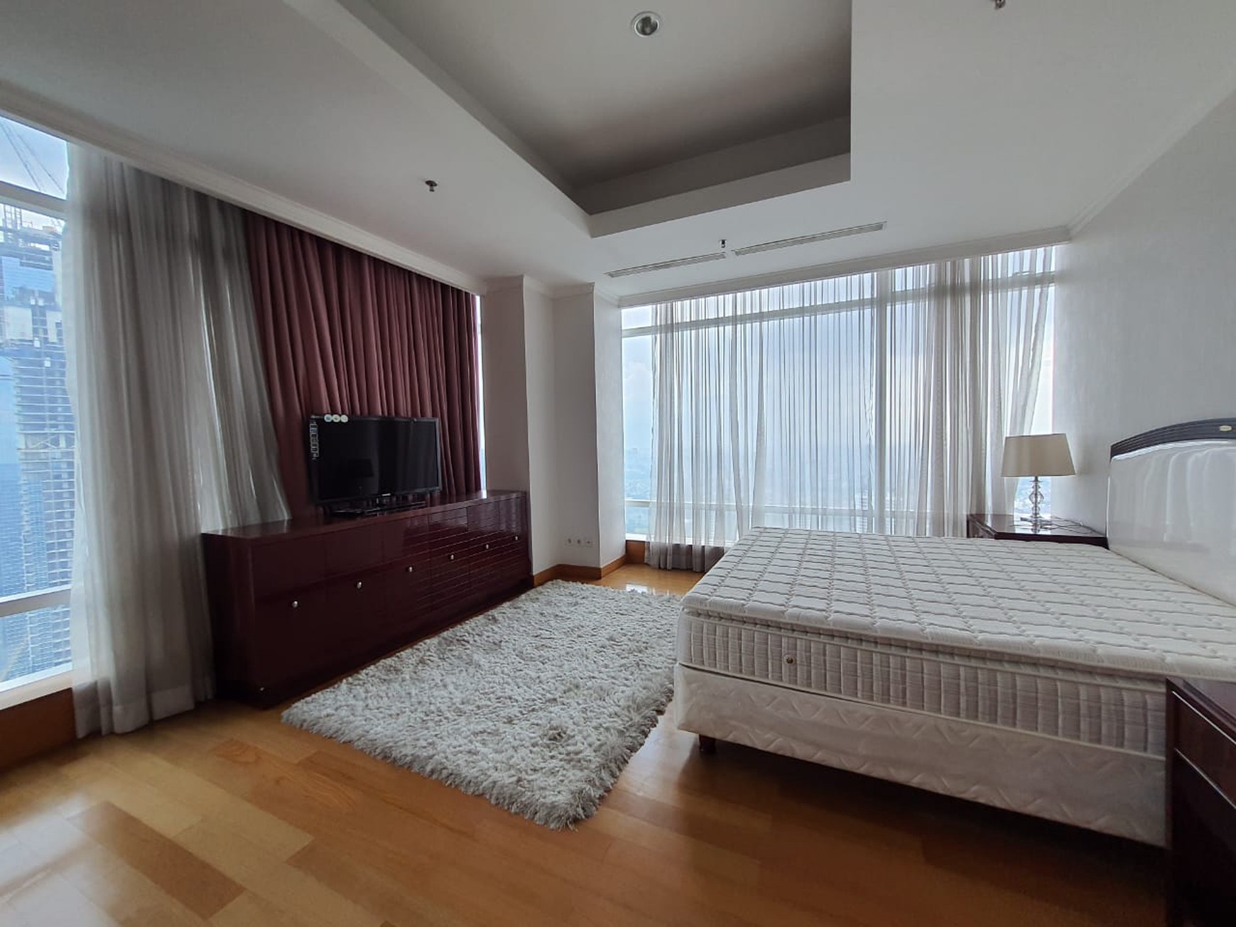 Apartement Kempinski Lantai 56 Lokasi Strategis di Pusat Kota Jakarta