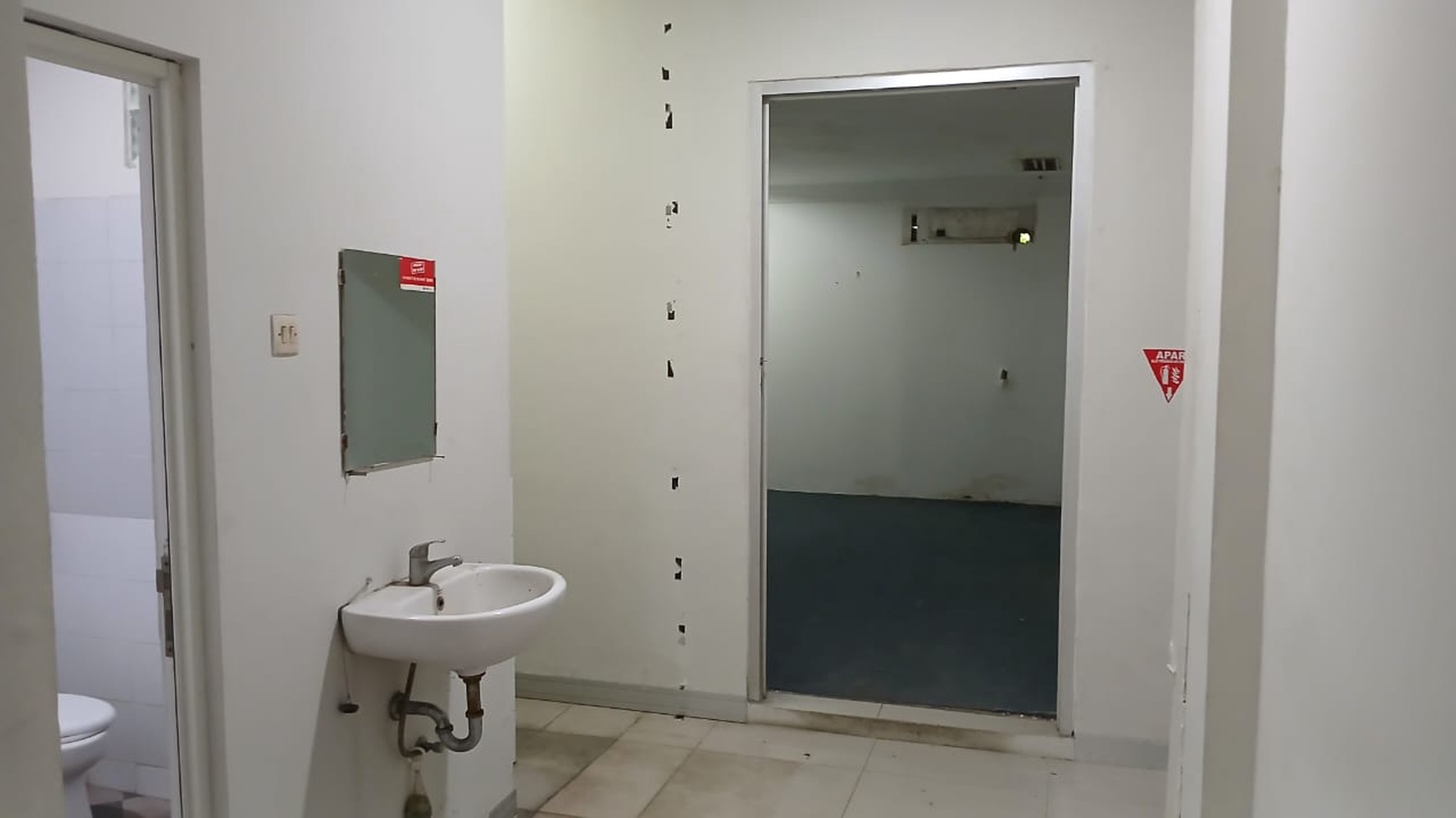 Rumah Hitung Tanah Area Cipete