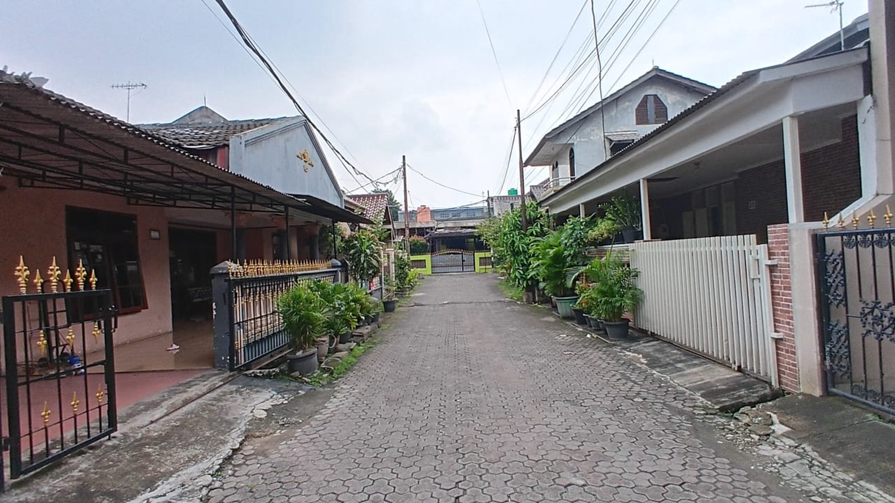 Rumah Hitung Tanah Area Cipete