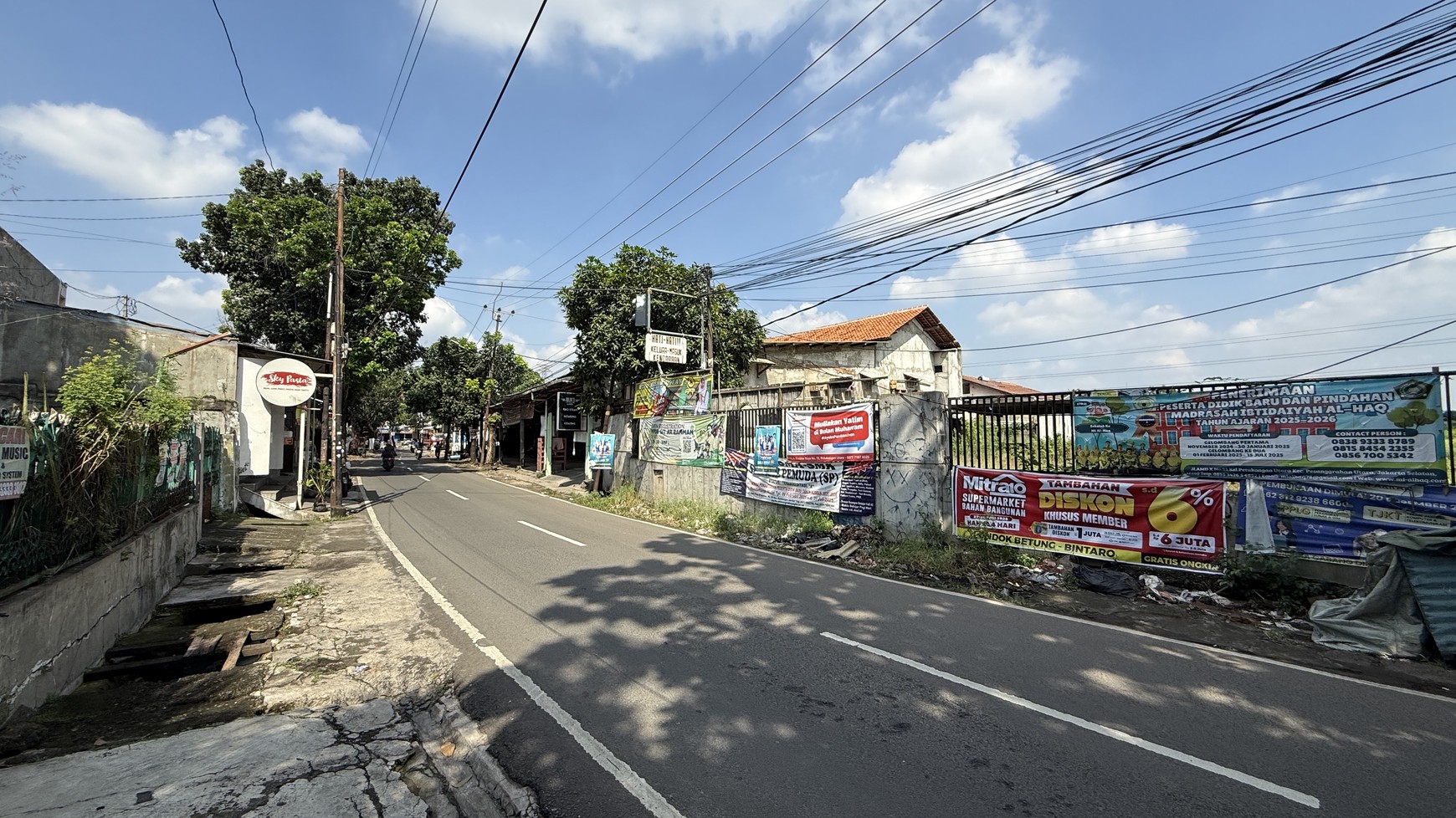 Rumah Hitung Tanah Area Cipete