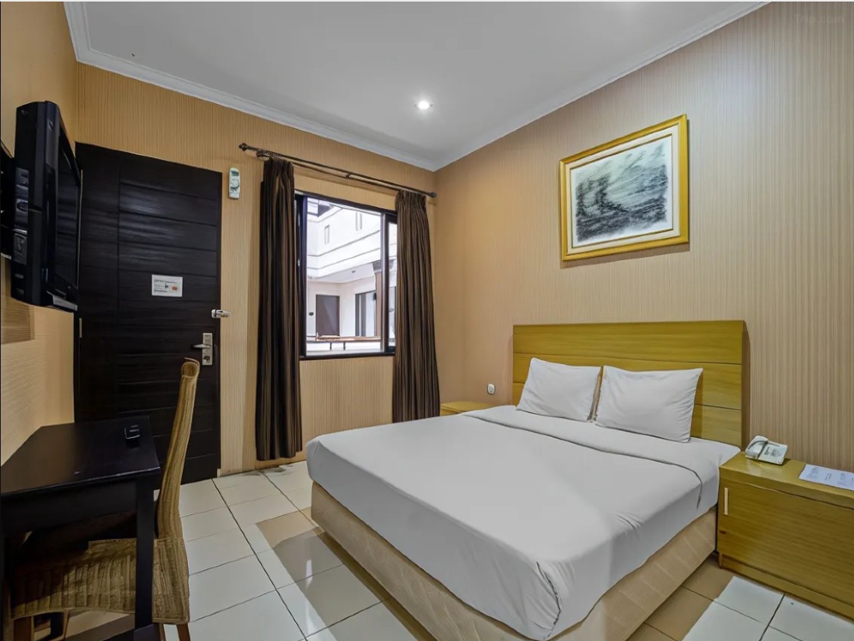 Dijual Hotel Bagus di Lembang, Bandung Dijual Murah , Fasilitas bagus, Letak Strategis.