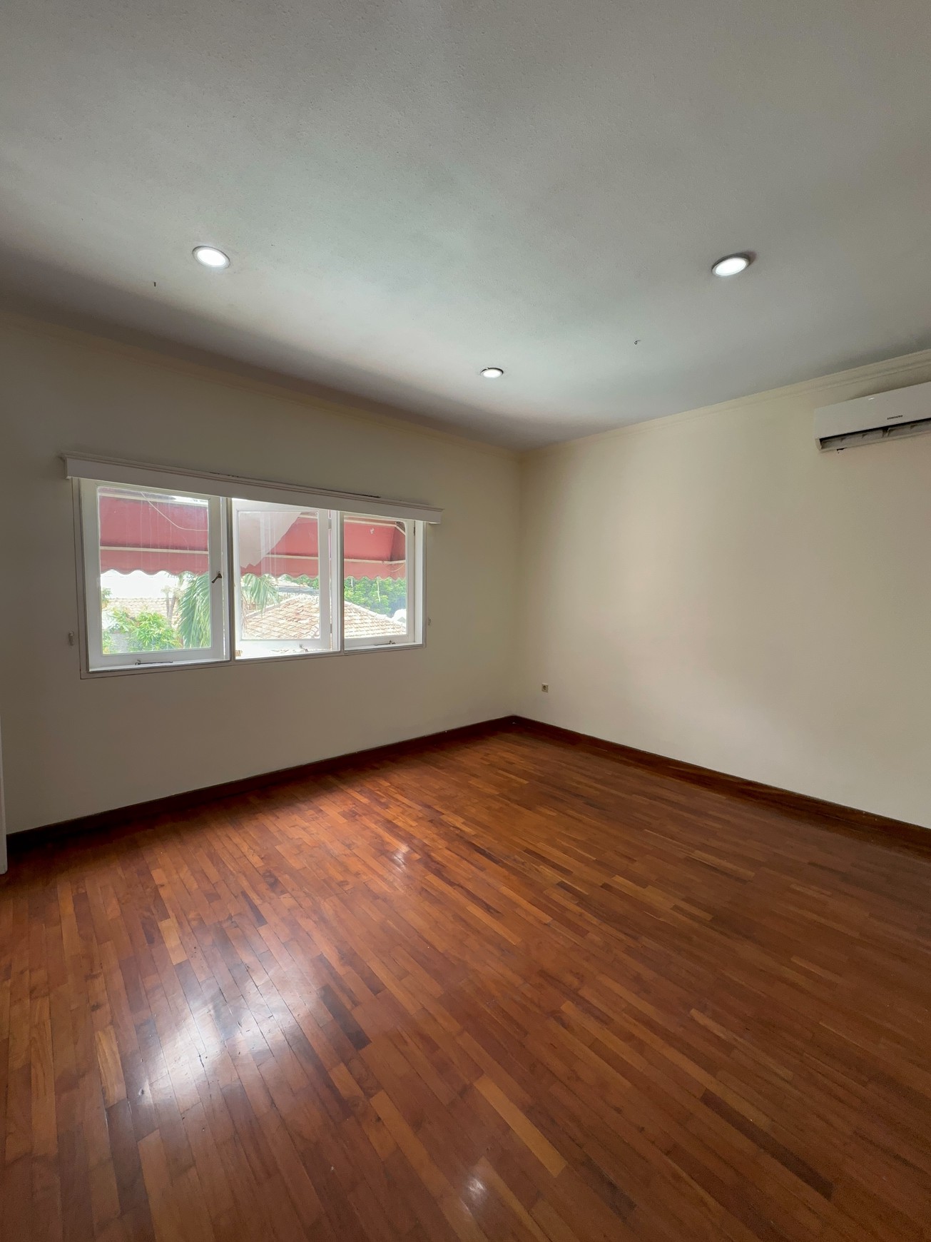Rumah 2 Lantai Rasamala Menteng Dalam, Jakarta Selatan 