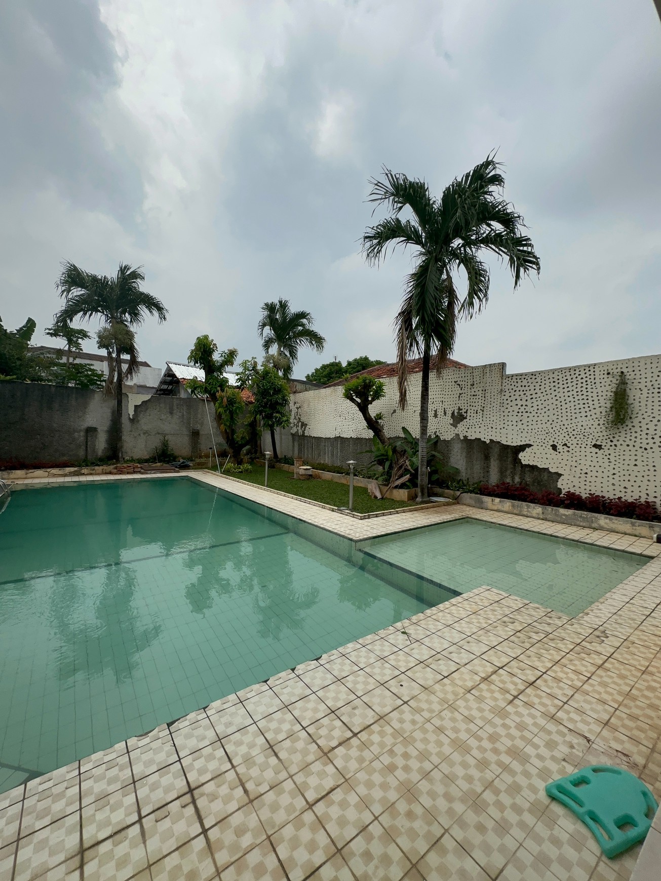 Rumah 2 Lantai Rasamala Menteng Dalam, Jakarta Selatan 
