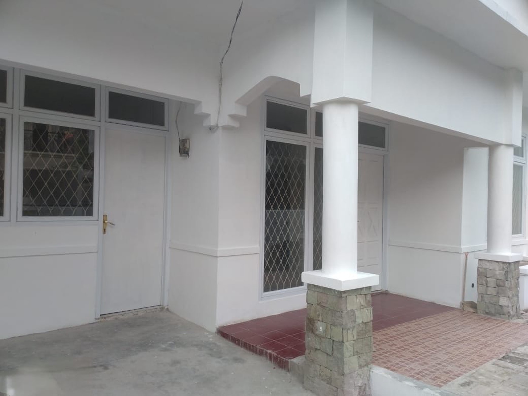 Rumah Siap Huni di Mertilang Sektor 9 Bintaro