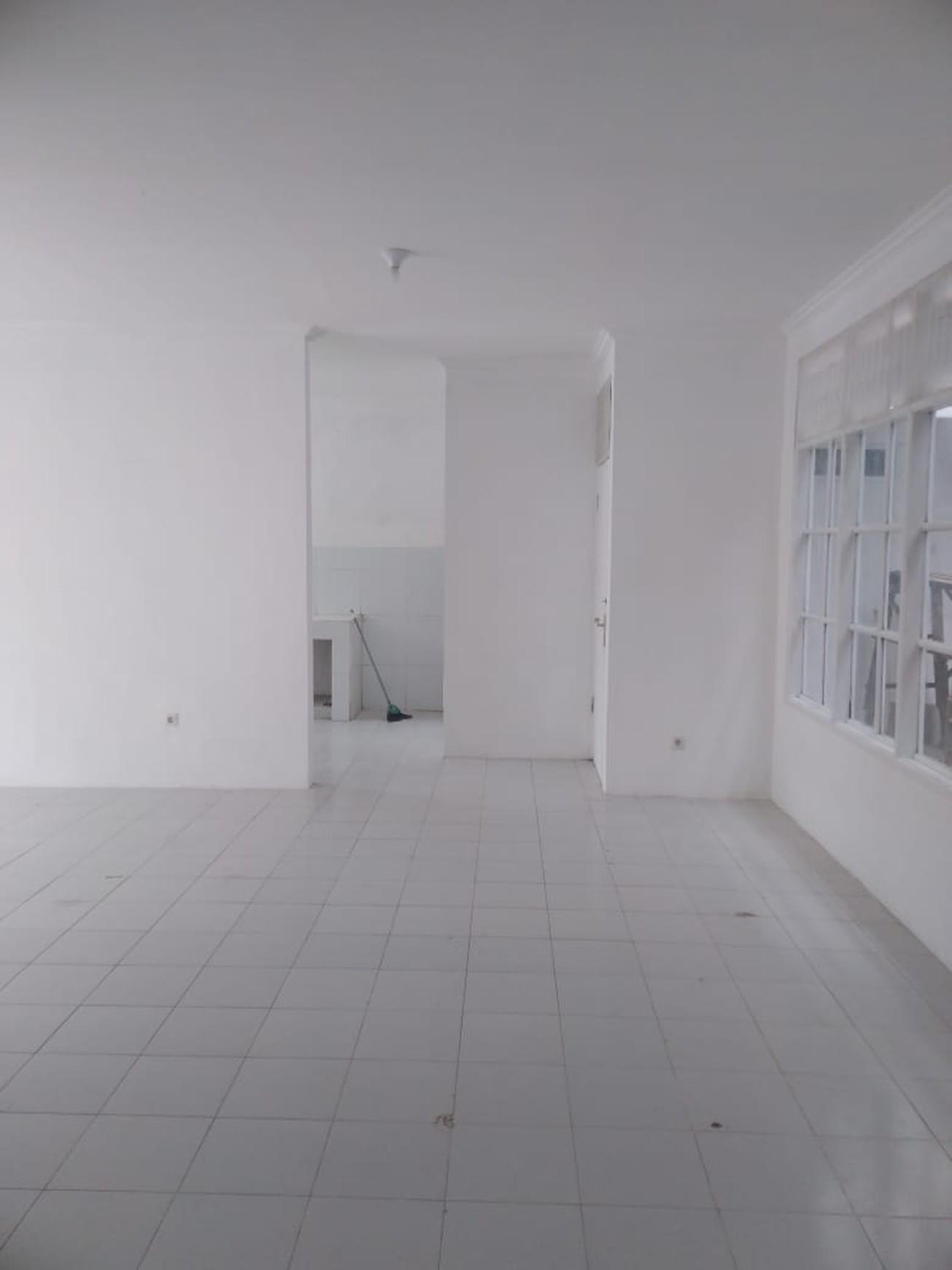 Rumah Siap Huni di Mertilang Sektor 9 Bintaro
