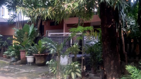 Rumah Siap Huni. dengan Hunian Nyaman dan Asri di Kebayoran Baru.
