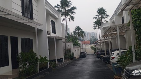 Rumah Bagus Di Bamboo Premium Residence Lebak Bulus Jakarta Selatan