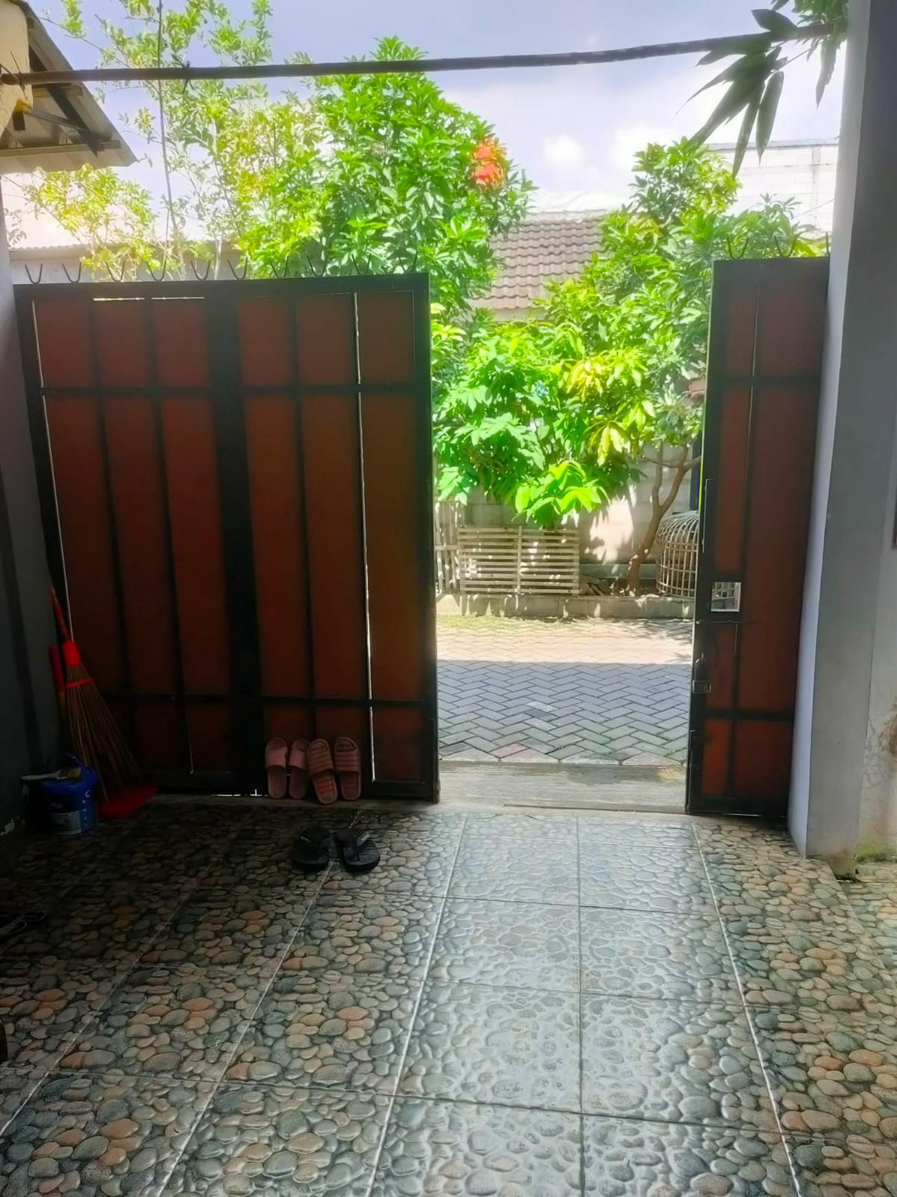 Dijual rumah di Perumahan Puri Mahoni Sepatan Tangerang