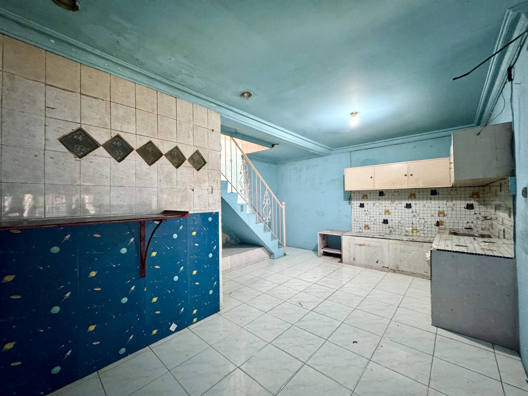 Dijual Rumah hitung tanah di Teluk Gong, Jakarta Utara