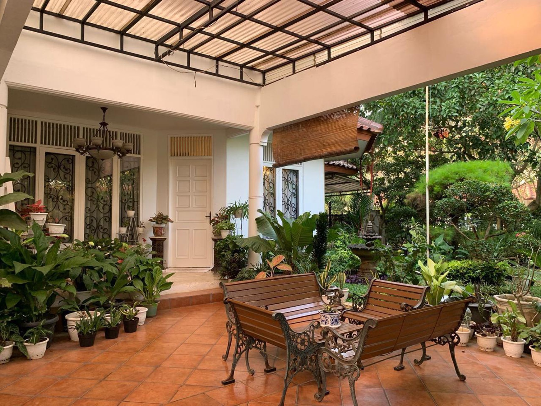 Rumah Bagus Di Villa Delima Lebak Bulus Jakarta Selatan
