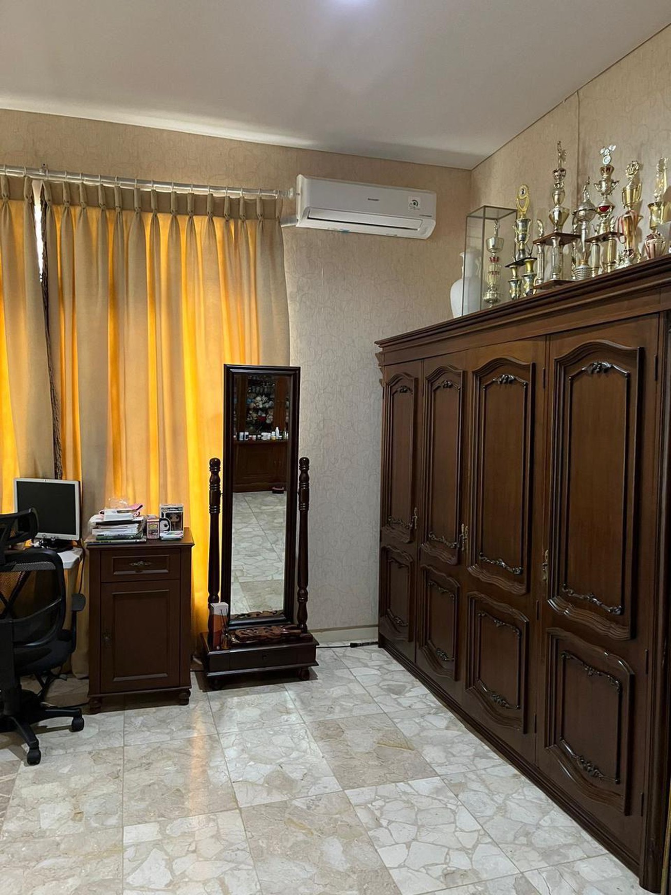 Rumah Bagus Di Villa Delima Lebak Bulus Jakarta Selatan